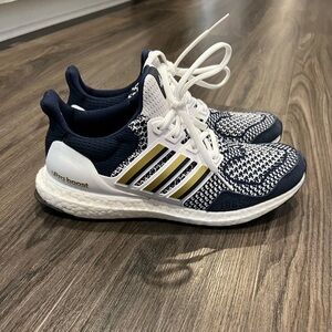 Men’s Adidas Ultraboost Sneakers Navy/Gold/White